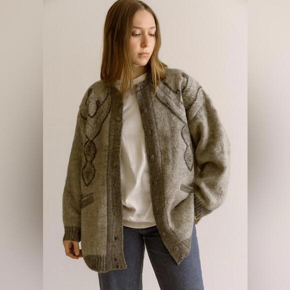 Sweaters - Vintage wool Knit Cardigan with Embroidered Details and pockets